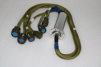 軍工航天專(zhuān)業(yè)導(dǎo)電滑環(huán) 軍工航天專(zhuān)業(yè)導(dǎo)電滑環(huán)